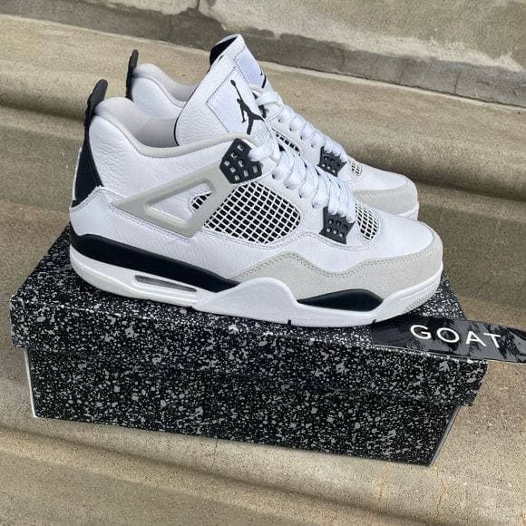 JORDAN RETRO 4 BLANCO/NEGRO — calzado, vista de producto sobre fondo neutro