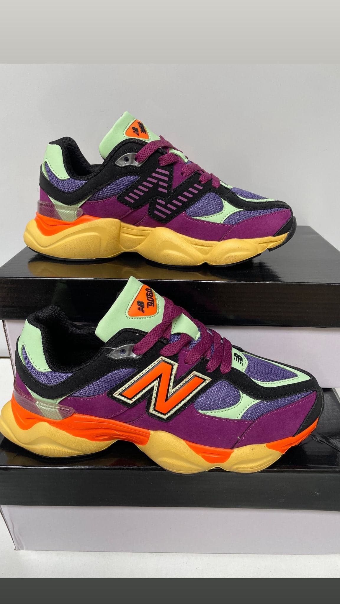 NEW BALANCE 9060 — calzado, vista de producto sobre fondo neutro