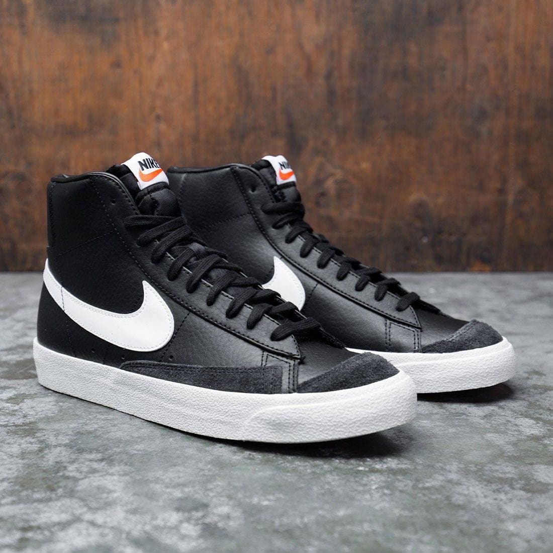 NIKE BLAZER NEGRO/BLANCO — calzado, vista de producto sobre fondo neutro